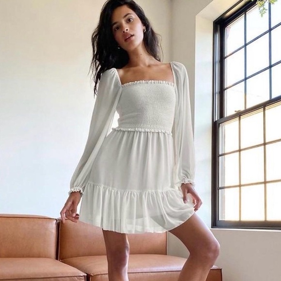 Aritzia Wilfred Tempest Mini Dress Smocked White Chiffon Romantic Feminine 2XS - Picture 16 of 16